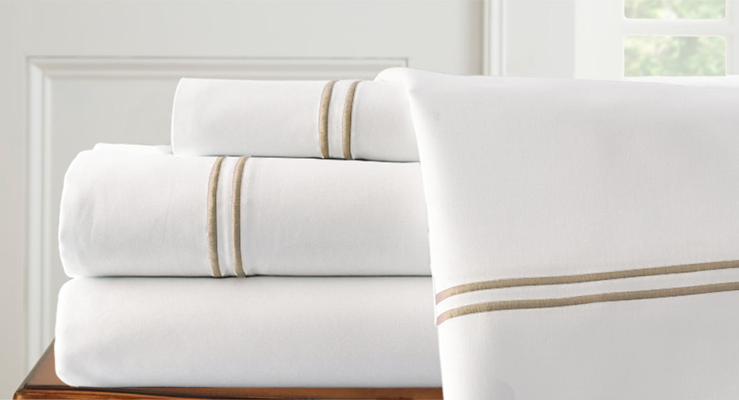1000 Thread Count 4-Piece Sheet Set White/Black Queen