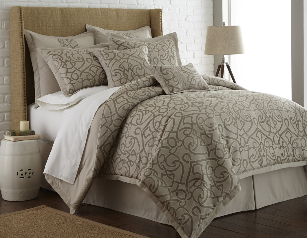 Danika 8-Piece Jaquard Comforter Set King