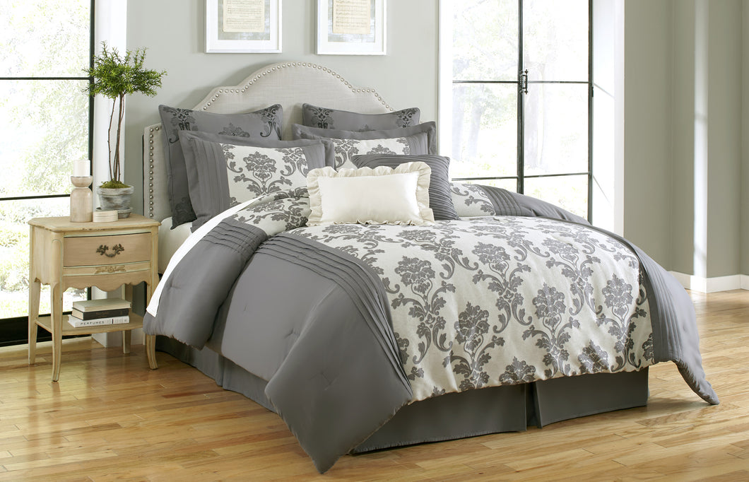 8 Piece Comforter Set Daniella Queen