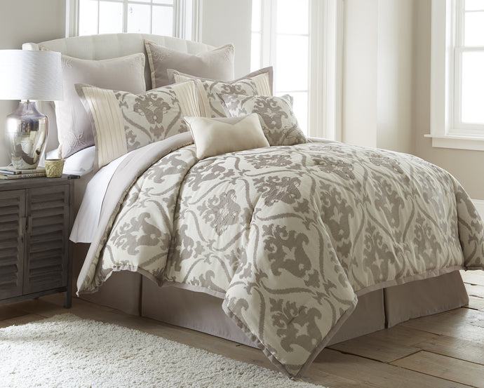 8 Piece Jacquard Comforter Set  Sofia Queen