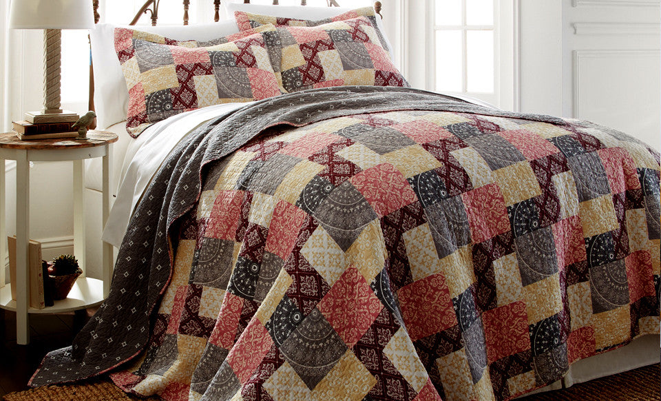100% Cotton 3 Piece printed reversible quilt Set Shannon King