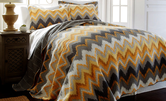100% Cotton 3 Piece printed reversible quilt Set Sofia Full/Queen