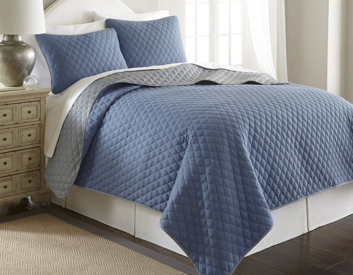 3 Piece Solid Reversible Coverlet Set Quatrefoil Queen Denim/Silver