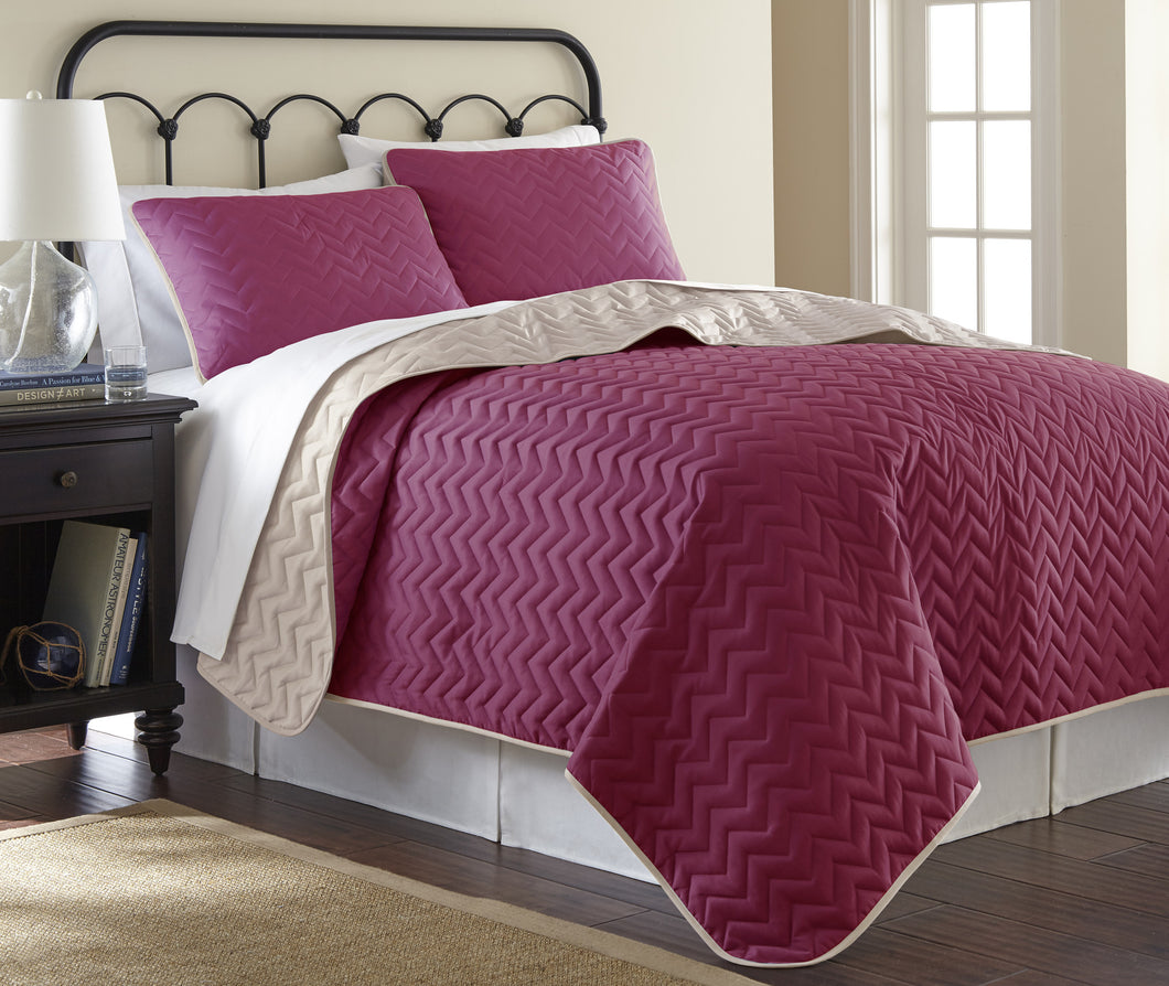 3 Piece solid Reversible Chevron Coverlet Set  Violet Quartz/parchment King