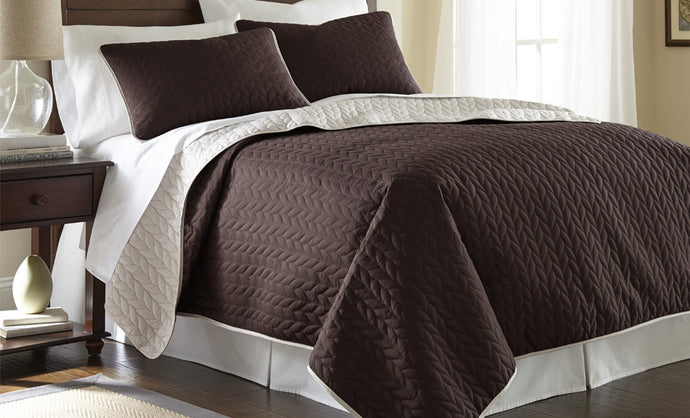 3 Piece Solid Reversible Coverlet Set  Deep Mahogany/Dew Queen