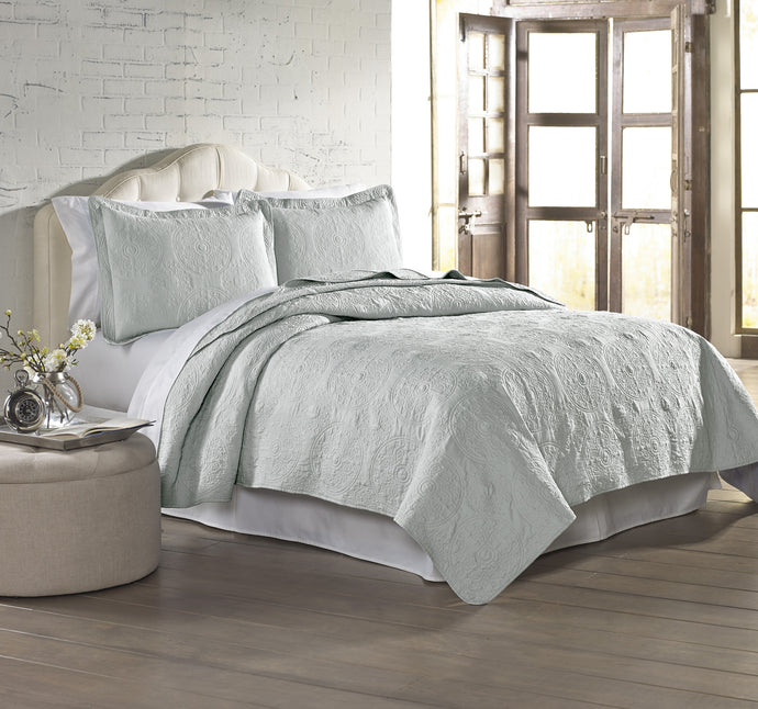 3 Piece Solid EmbroideRed quilt Set King Silver