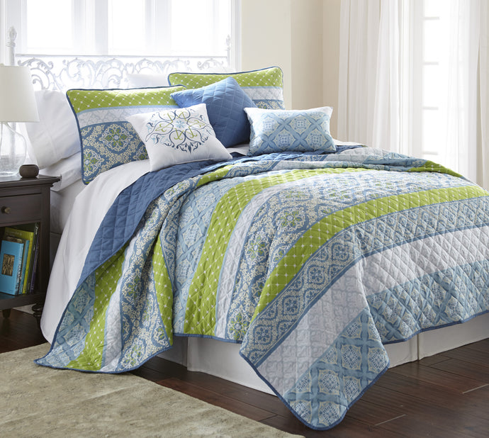 6 Piece printed reversible quilt Set Sheila Queen