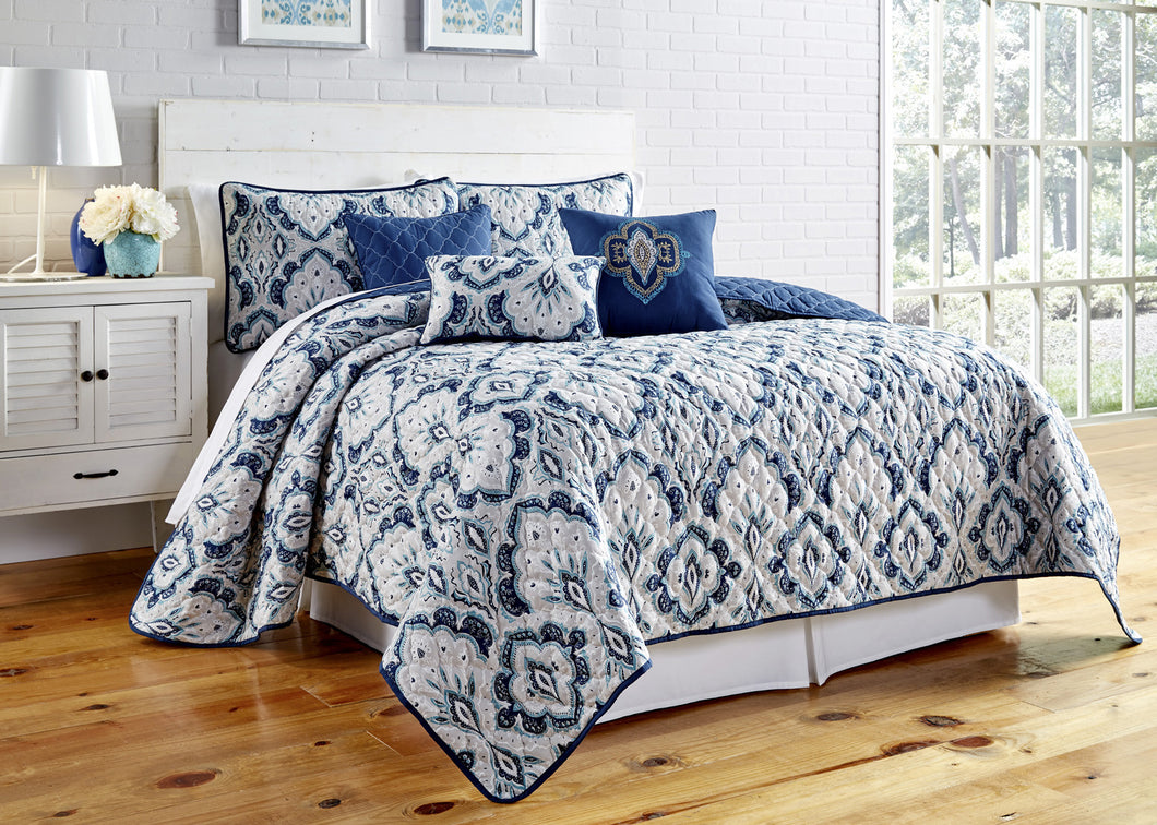6 Piece printed reversible quilt Set Shane Queen