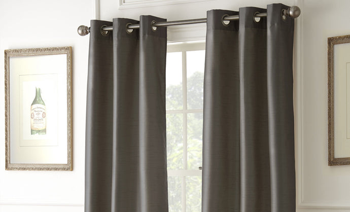 2 Pack Black Out Curtains in Chocolate
