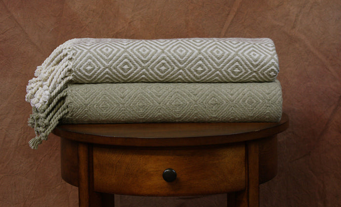 2 Pack 100% Cotton throws  Multi Diamond  Ivory/Taupe