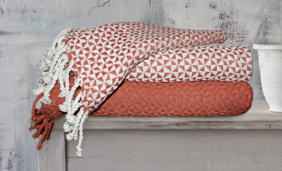 2 Pack 100% Cotton throws - Picasso- Ivory/Brick