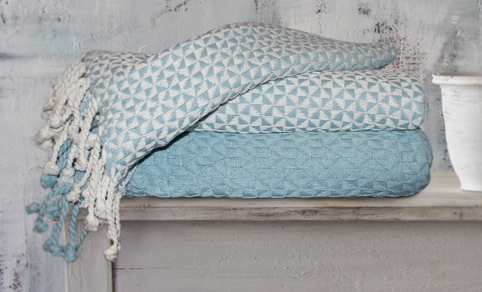 2 Pack 100% Cotton throws - Picasso- Ivory/Denim