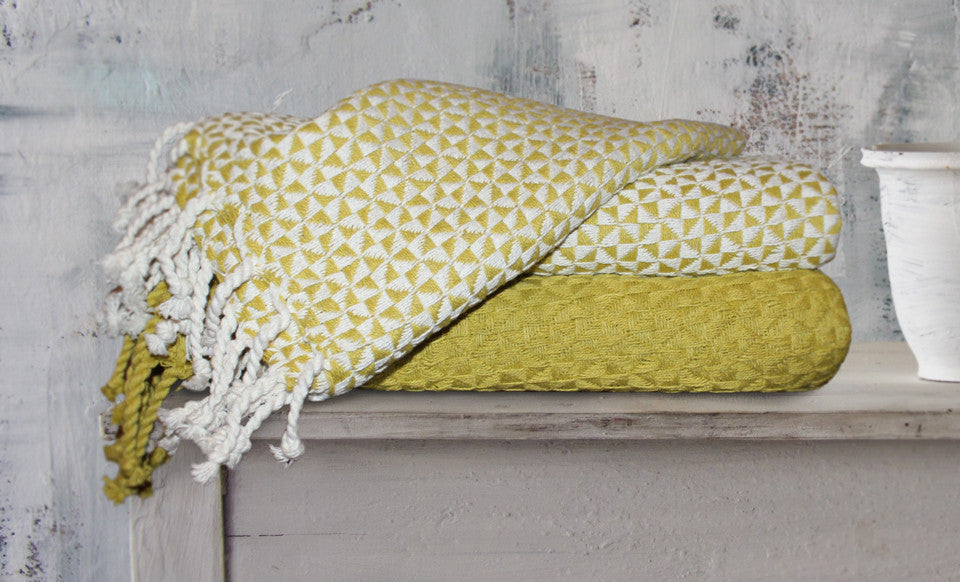 2 Pack 100% Cotton throws - Picasso- Ivory/Jade