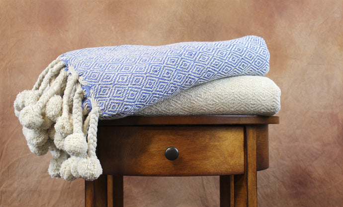 2 Pack 100% Cotton throws - Diamond- Ivory/Blue