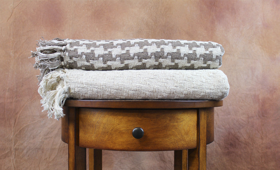 2 Pack 100% Cotton throws - Houndstooth- Ivory/Taupe