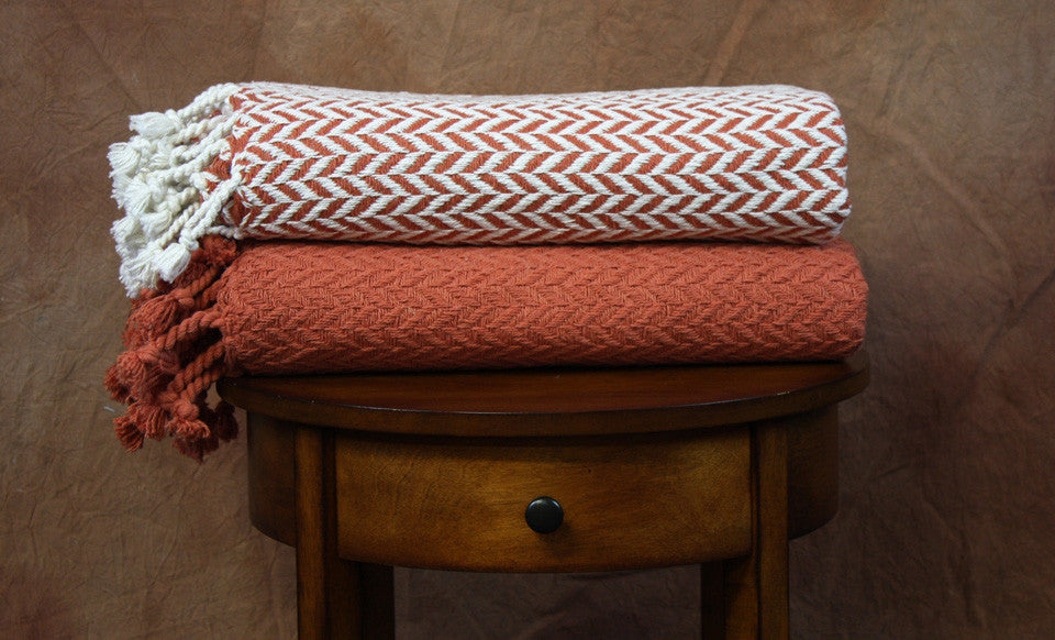 2 Pack 100% Cotton throws - Monacco- Ivory/Brick