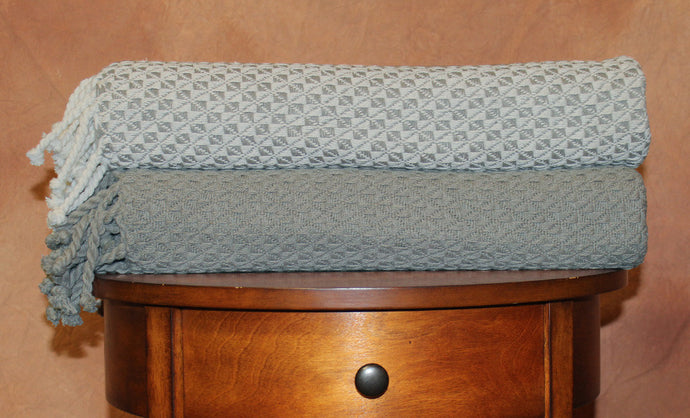 2 Pack 100% Cotton throws - Mosaic- Ivory/Grey