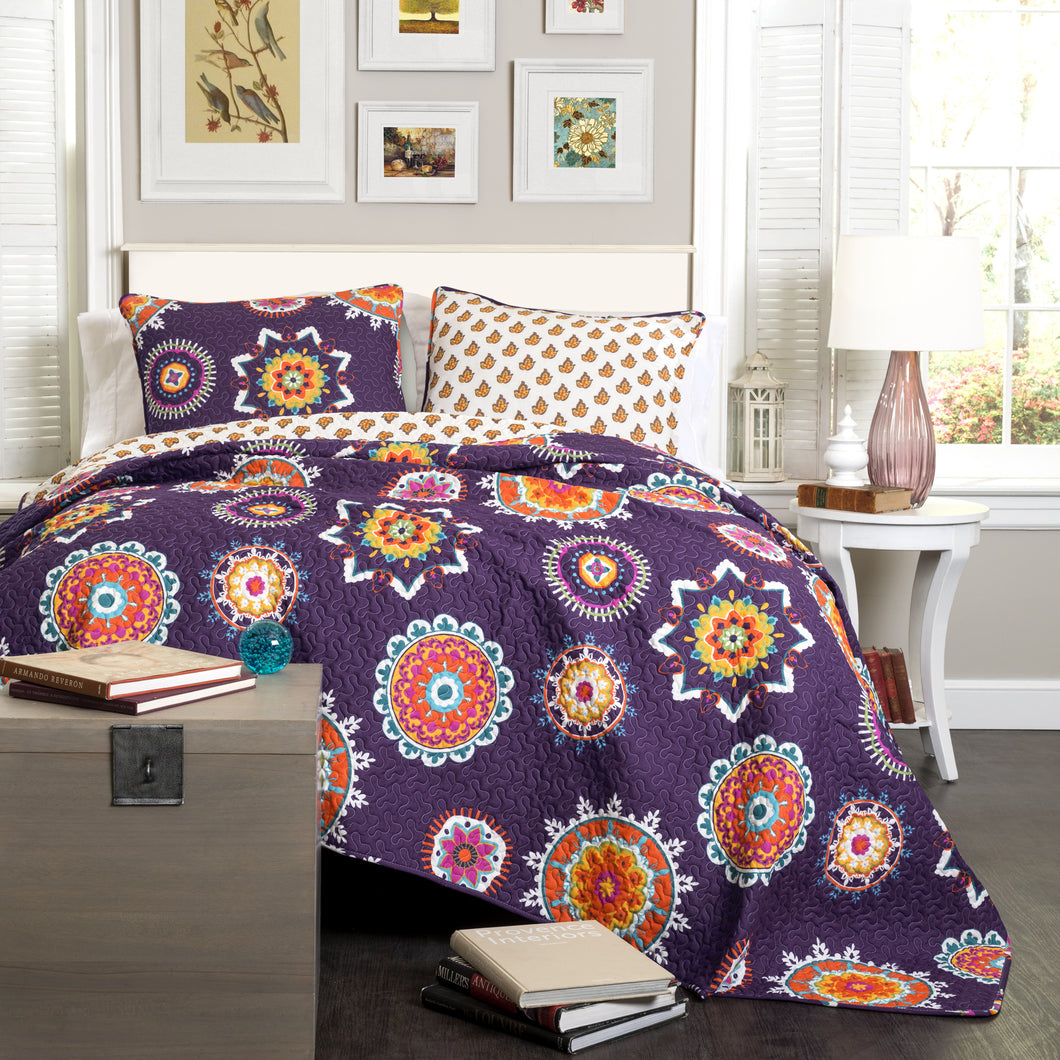 3 Piece Purple Reversable Quilt Full/Queen