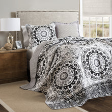 Laurelwood Quilt Grey/Black 3pc Set King