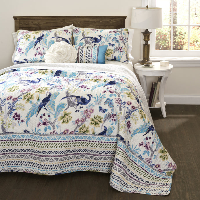 Dolores Reversable Quilt Blue/ White 5 Piece Full/ Queen