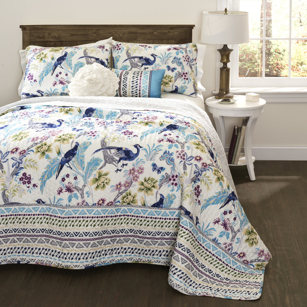 Dolores Reversable Quilt Blue/ White 5 Piece King