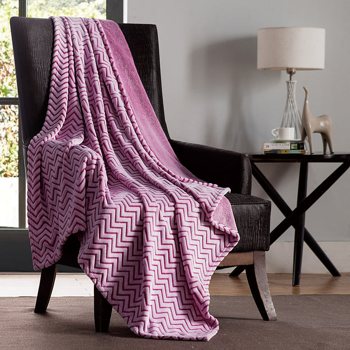 Chevron Two Tone Throw In 50X60 In Pink