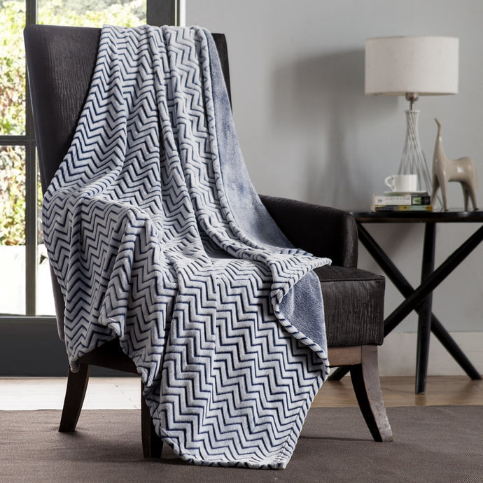 Chevron Two Tone Throw In 50X60 In Blue