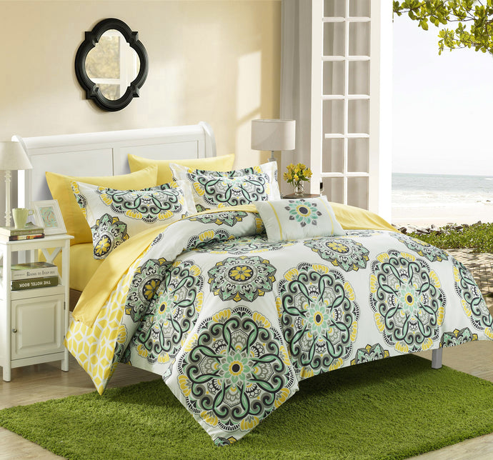 Chic Home 6 Piece Barella Super soft microfiber Large Printed Medallion REVERSIBLE in Twin Yellow. Includes Sheets.