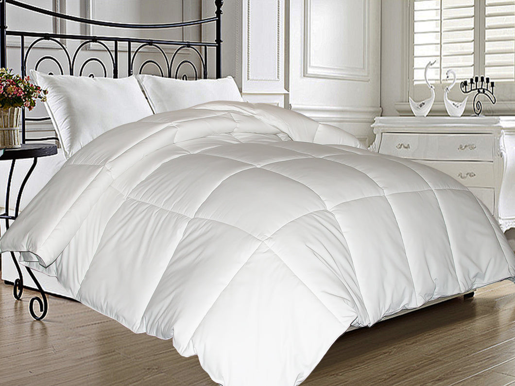 Feather Down Fiber Blend comforter in Twin