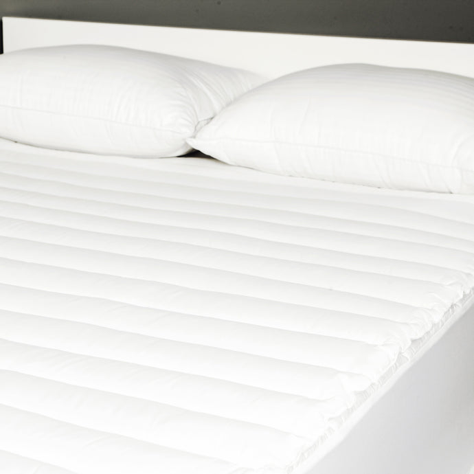 Exquisite Hotel Collection 190 Thread Count, Big And Soft Fiber Bed / Full Size