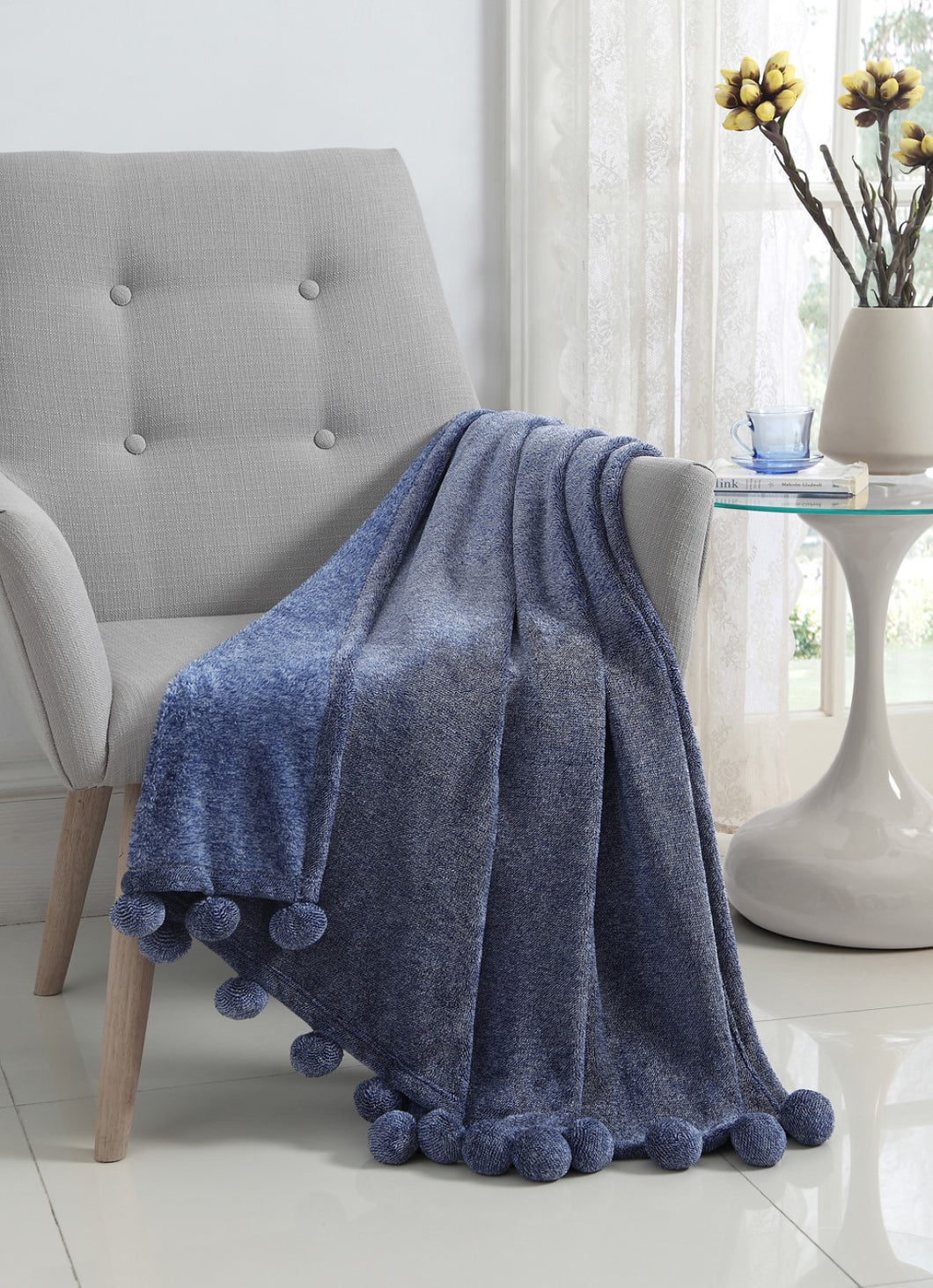 Montego Pom Pom 50X60 Soft Throw In Navy
