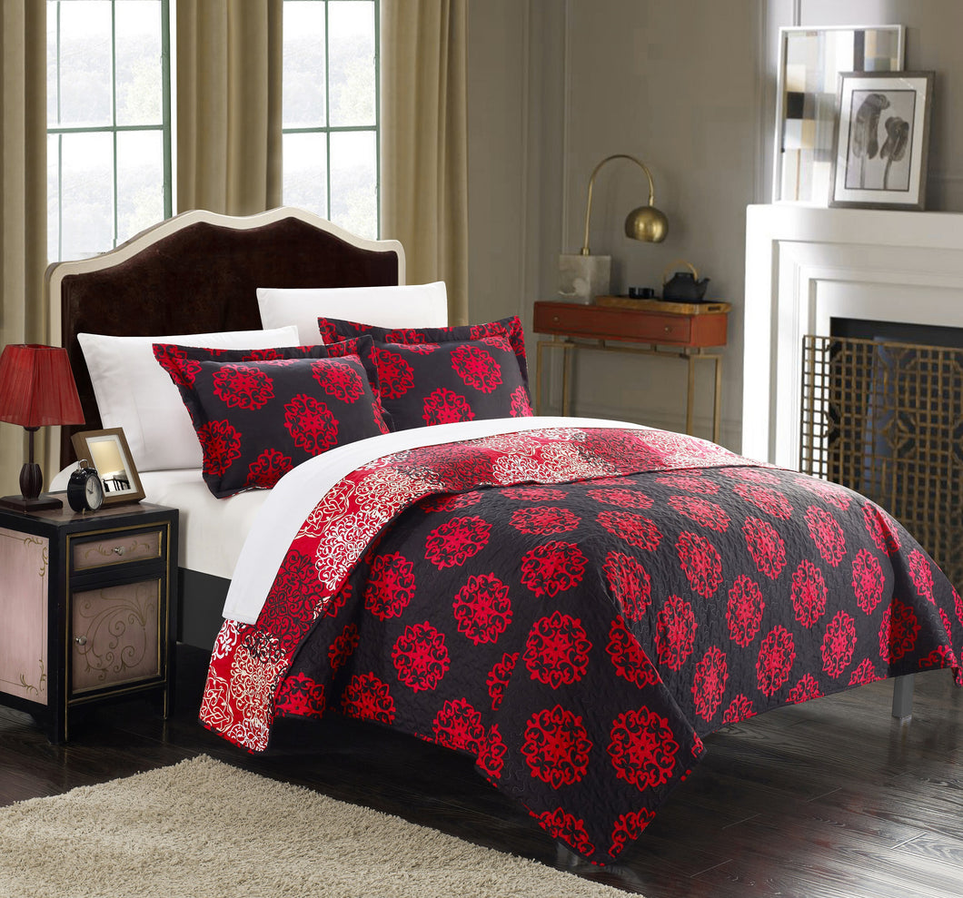 Chic Home 7 Piece Kerrie Boho Inspired Reversible Print Quilt Set, Queen, Red