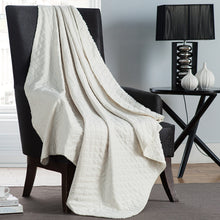 Ultra Sonic Diamond Throw In Ivory